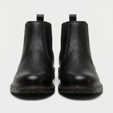 Par de botas Chelsea Vitiello pretas visto de frente.