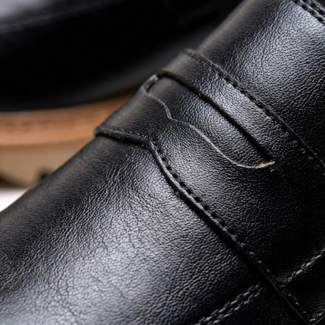 Mocassim Ash Tratorado Preto: detalhe do modelo.