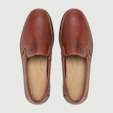 Par do modelo Mocassim Casual Dakota Rust, na cor marrom, visto de cima.
