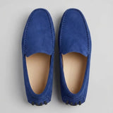 Par do modelo Mocassim Driver de Couro Capri Nero, na cor azul, visto de cima.