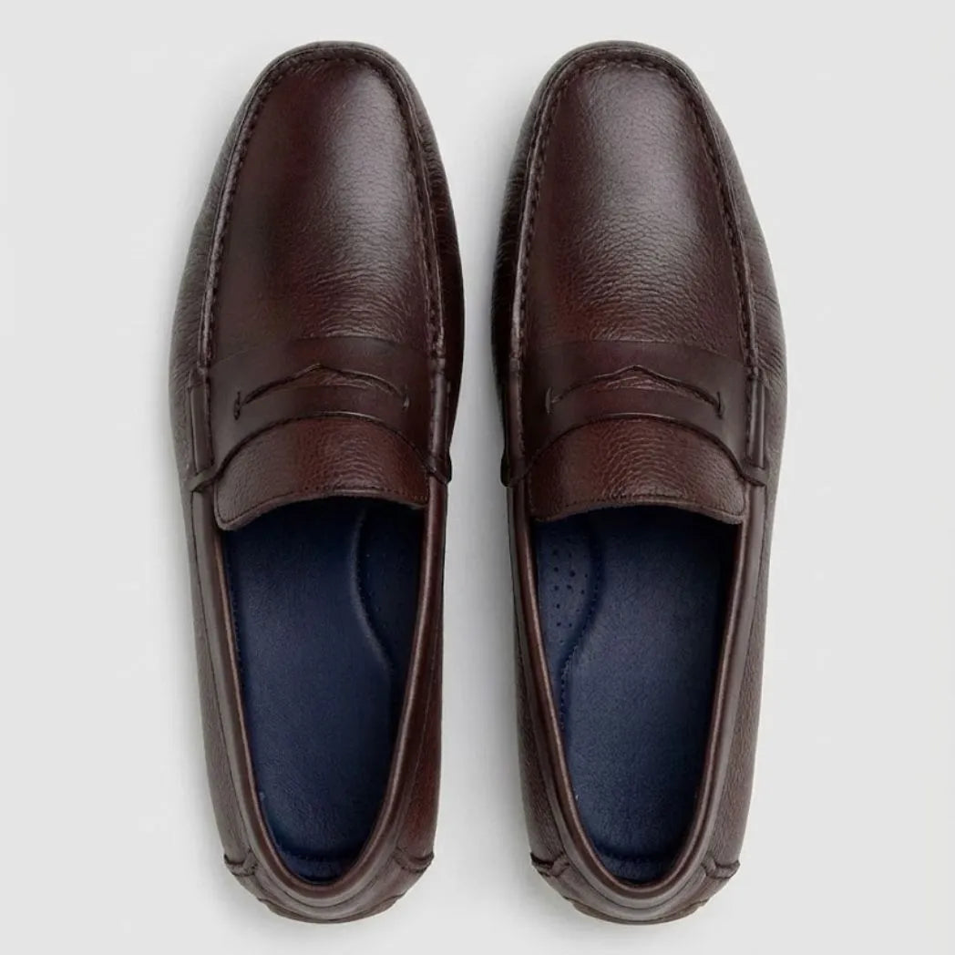 Mocassim Masculino Driver de Couro Marrom Escuro: vista superior do modelo.