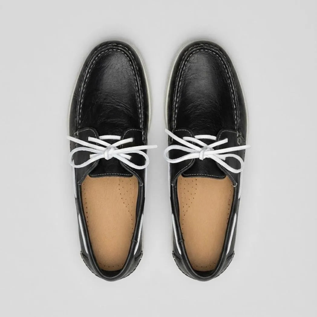Mocassim Sider de Couro Preto: vista superior do modelo.